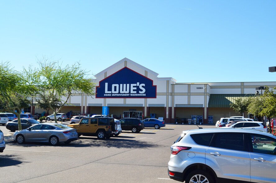 13375 W Grand Ave, Surprise, AZ à louer - Photo de l’immeuble – Image 2 sur 6