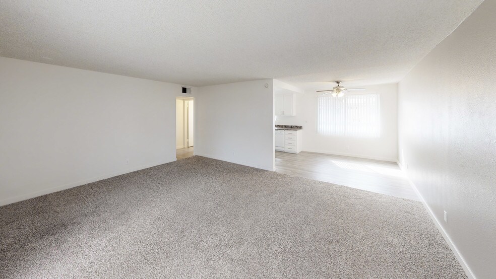 12381 Arrowhead St, Stanton, CA à vendre - Numérisation 3D Matterport – Image 3 sur 34