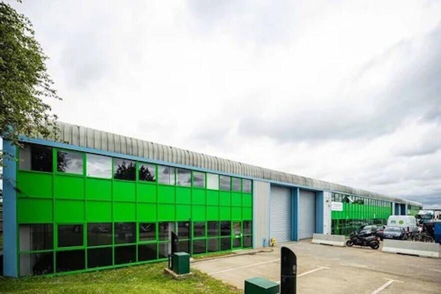 Kendal Ave, Londres à louer - Photo de l’immeuble – Image 3 sur 17