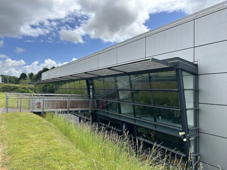 3 Bush Park, Plymouth à vendre - Photo de l’immeuble – Image 2 sur 12