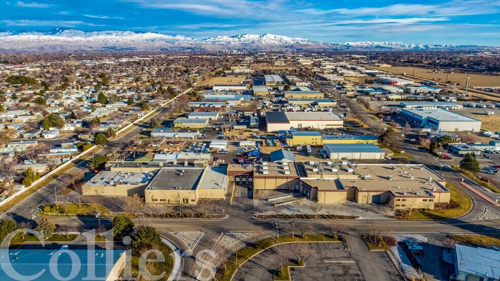 11193 W Emerald St, Boise, ID à louer - Photo de l’immeuble – Image 3 sur 8