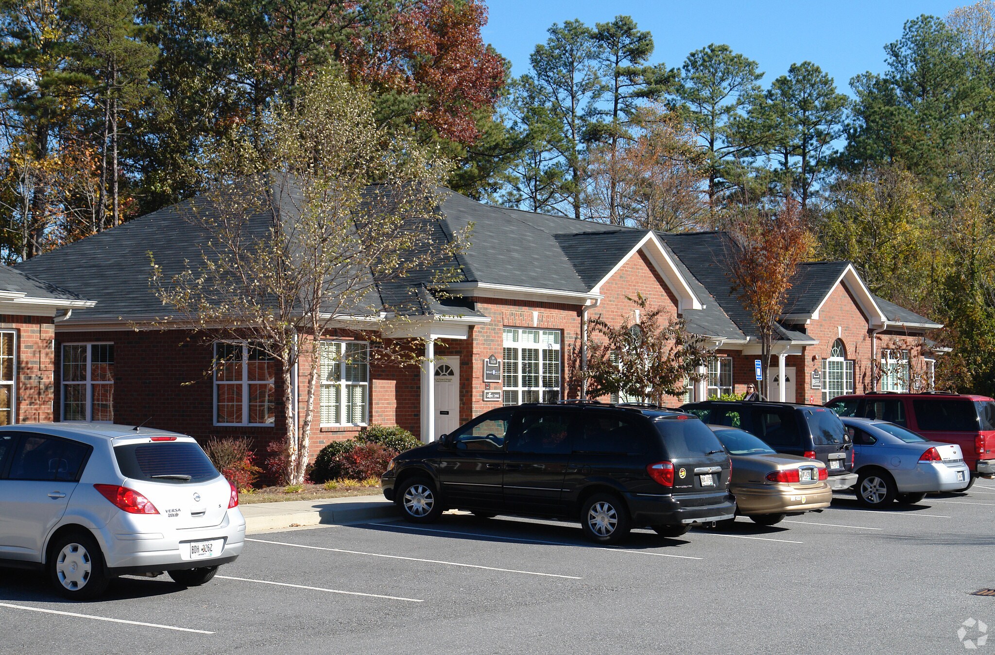 11539 Park Woods Cir, Alpharetta, GA à louer Photo de l’immeuble– Image 1 sur 10