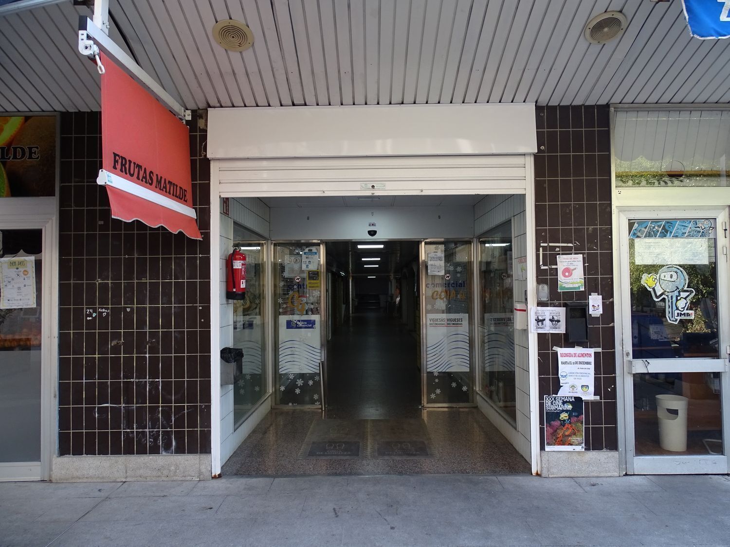 Local commercial dans Vigo à vendre Photo de l’immeuble– Image 1 sur 29