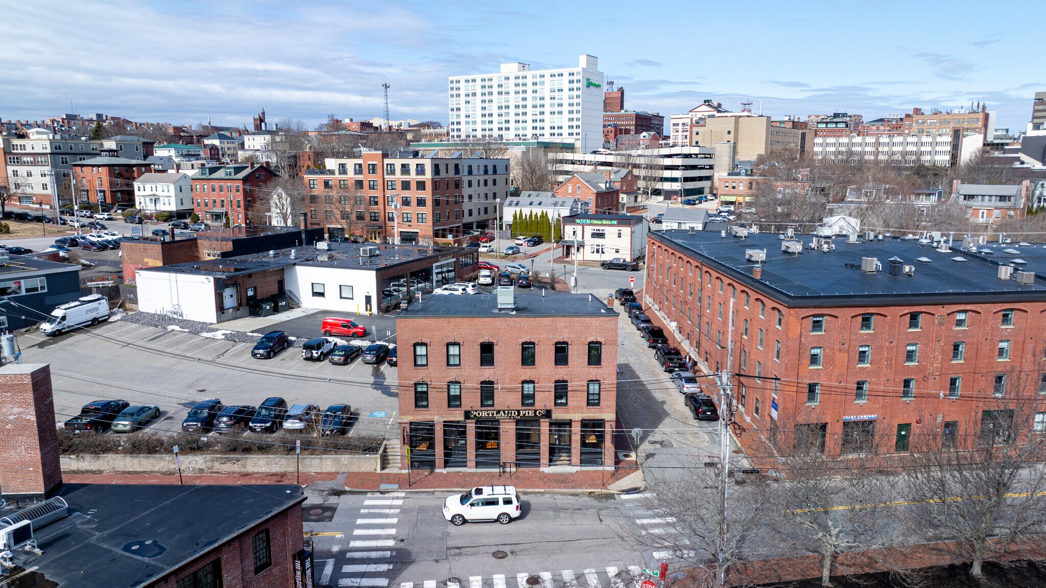 28 Maple St, Portland, ME à louer Photo principale– Image 1 sur 3
