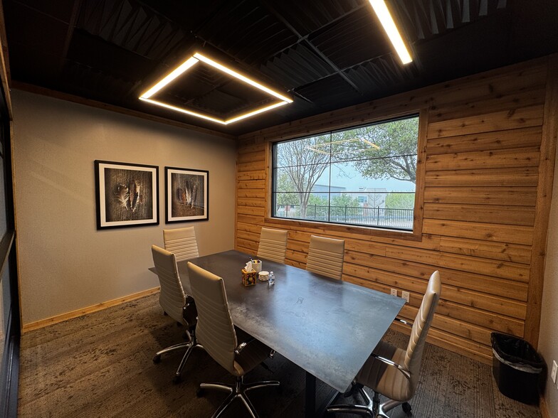 560 E Interstate 30, Rockwall, TX à louer - Photo de l’immeuble – Image 2 sur 8