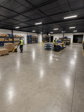 Plus de détails pour 28 Center St, Manchester, NY - Bureau, Industriel/Logistique à louer