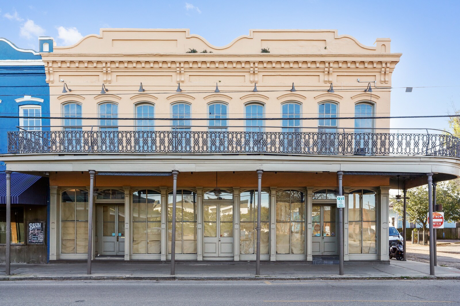 3226 Magazine St, New Orleans, LA à louer Photo principale– Image 1 sur 14