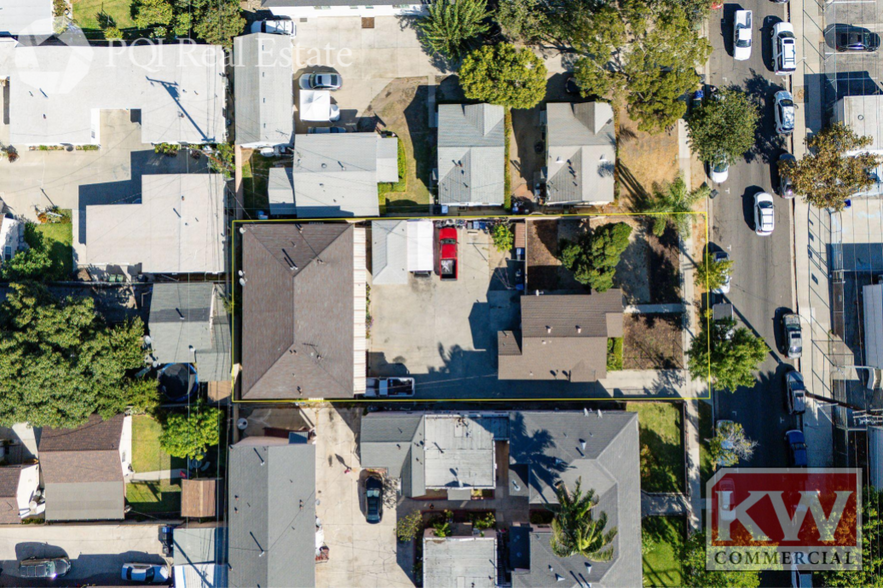 4127 E 57th St, Maywood, CA à vendre - Photo de l’immeuble – Image 3 sur 7