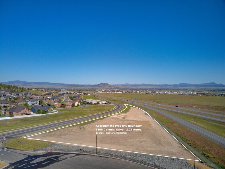 3108 Colonial Dr, Helena, MT à vendre - Photo de l’immeuble – Image 1 sur 17