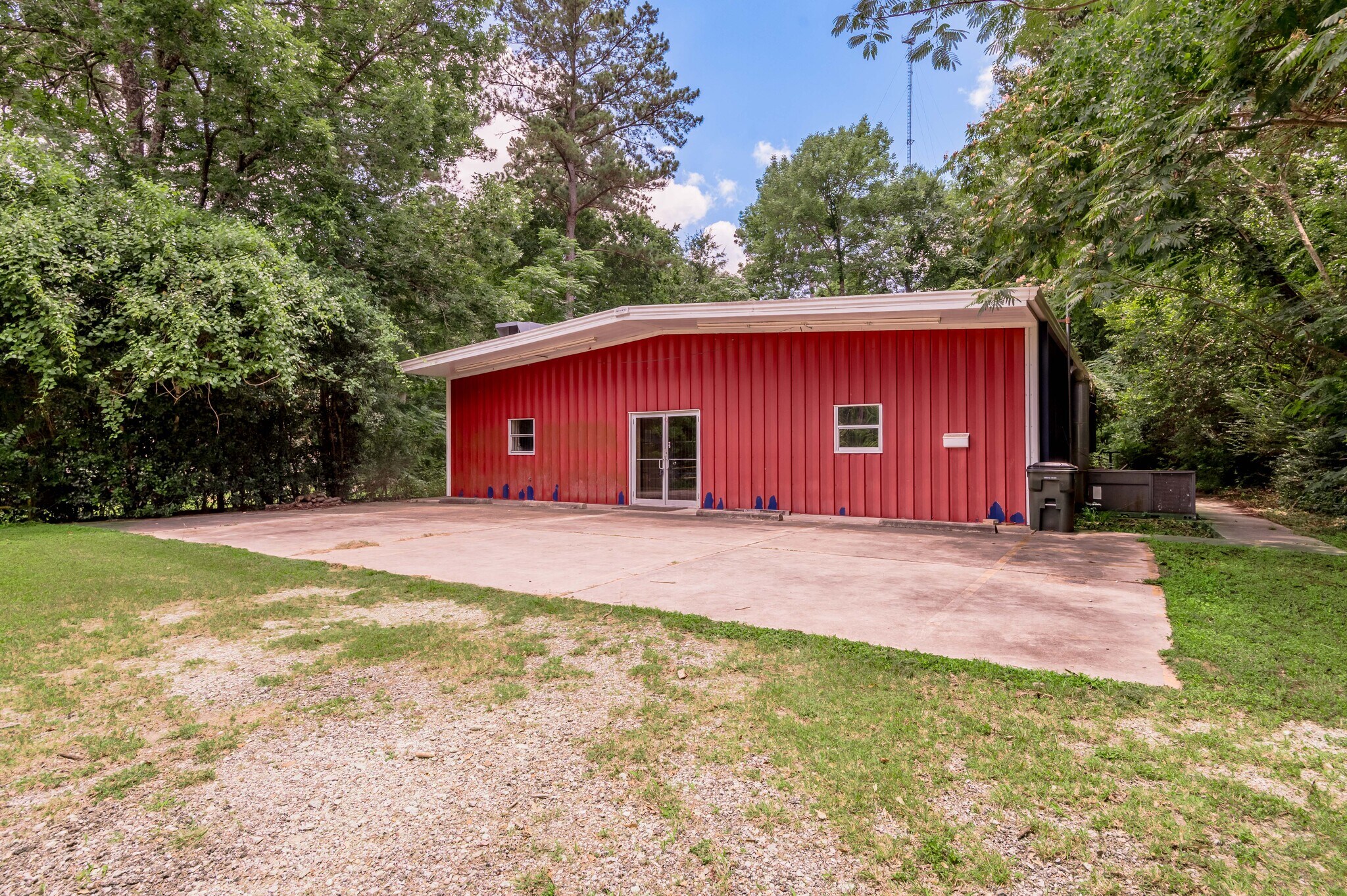 614 Highway 190, Huntsville, TX à vendre Photo de l’immeuble– Image 1 sur 14