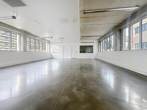 Bureaux/Local commercial dans Paris à louer Photo intérieure– Image 1 sur 7