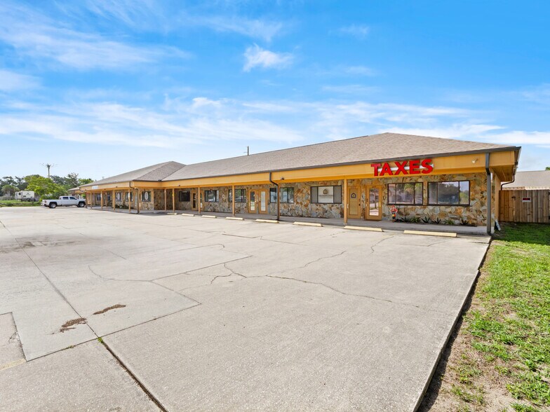 1051-1079 Cheney Hwy, Titusville, FL à vendre - Photo de l’immeuble – Image 2 sur 9