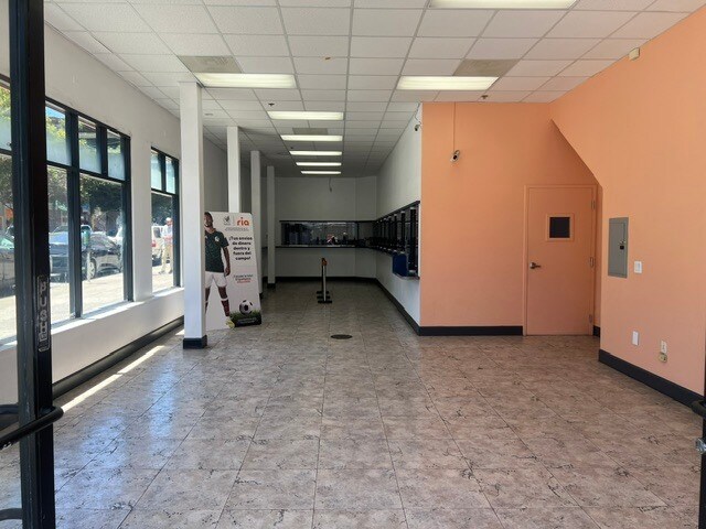 2498 Mission St, San Francisco, CA à louer - Photo de l’immeuble – Image 3 sur 4
