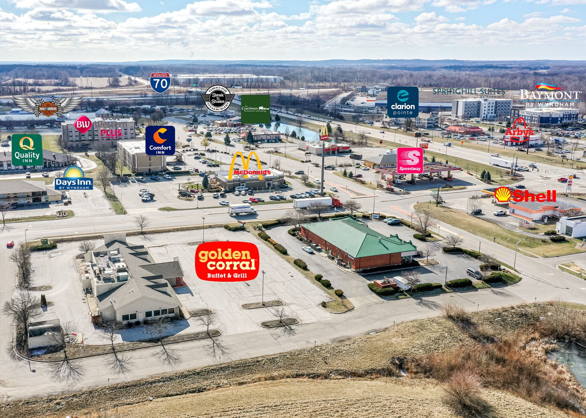 2224 E Perry Rd, Plainfield, IN à vendre Photo de l’immeuble– Image 1 sur 23