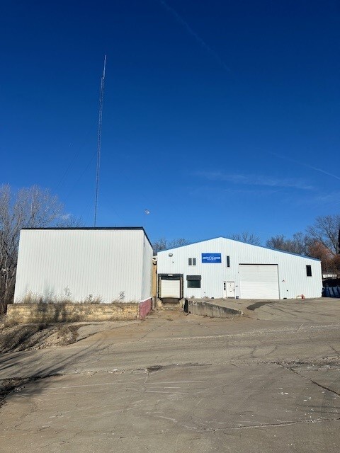 19 Nightengale Ln, Dubuque, IA à louer Photo de l’immeuble– Image 1 sur 4