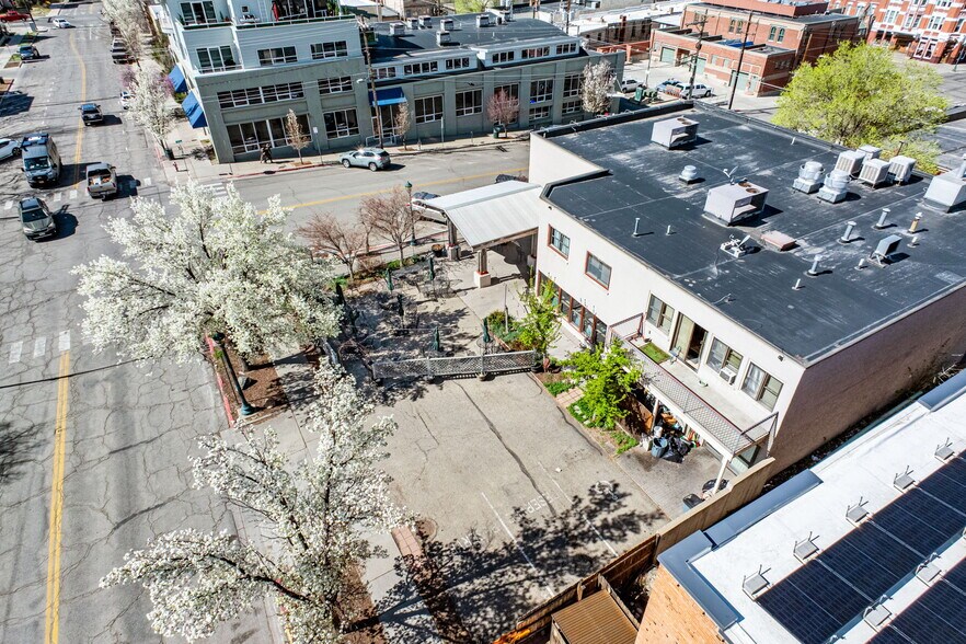 701 E 2nd Ave, Durango, CO à louer - Photo principale – Image 1 sur 68