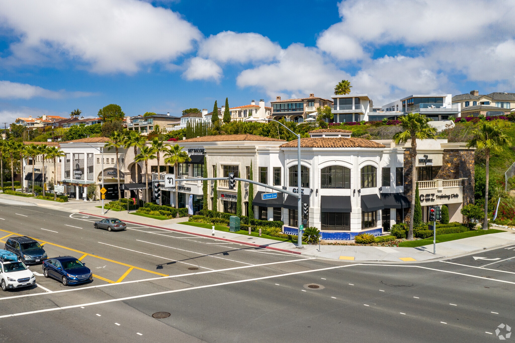 100 W Coast Hwy, Newport Beach, CA à louer Photo principale– Image 1 sur 6