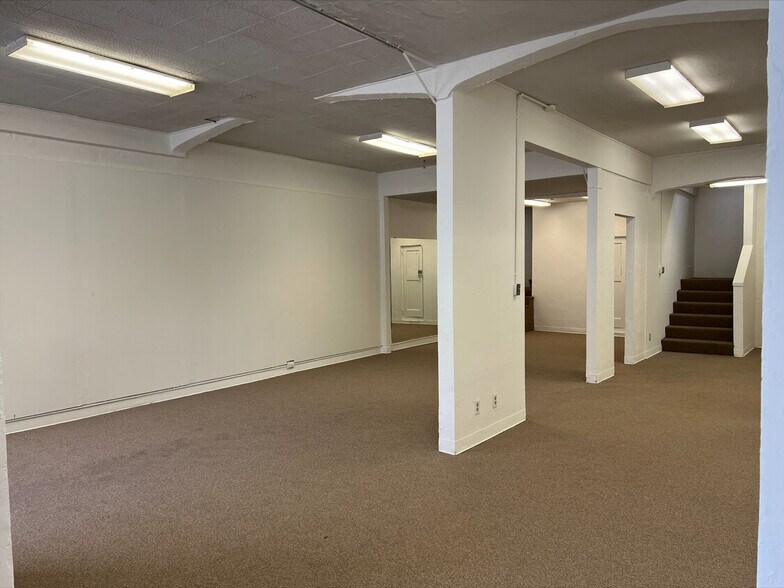 468-472 Santa Clara Ave, Oakland, CA à louer - Photo intérieure – Image 3 sur 5
