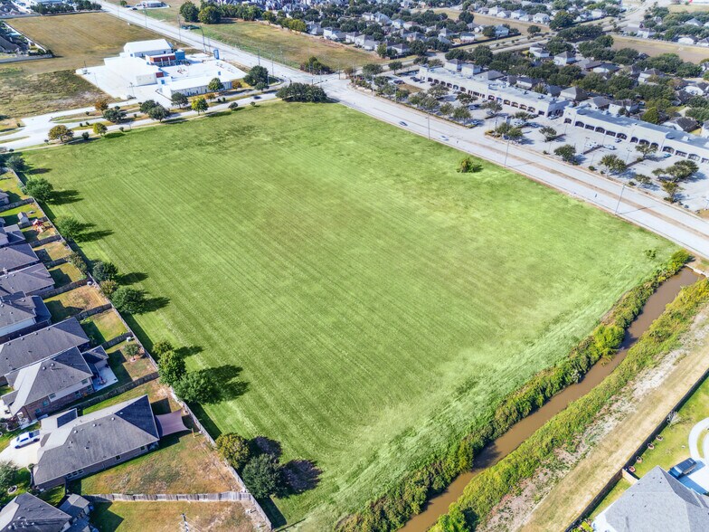 BF Terry Blvd & Town Center Blvd, Rosenberg, TX à vendre - Aérien – Image 3 sur 17