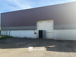 Plus de détails pour Local d'activités à louer