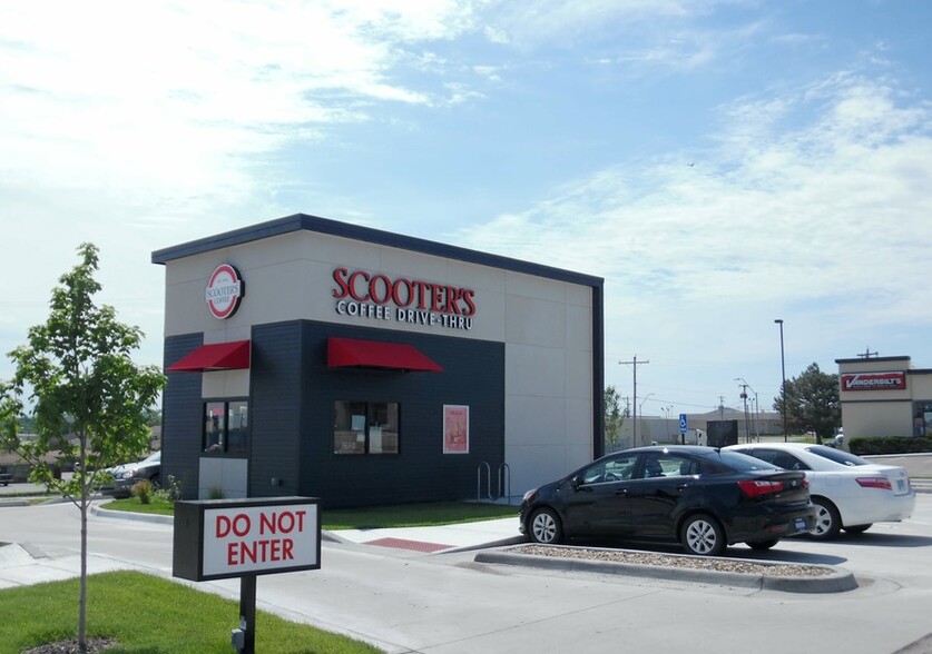 2935 SW Topeka Blvd, Topeka, KS à louer - Photo de l’immeuble – Image 3 sur 4