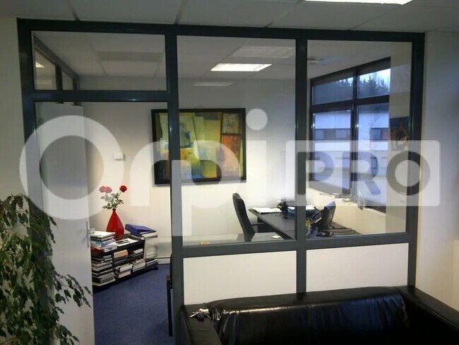 Plus de détails pour Bureau à vendre