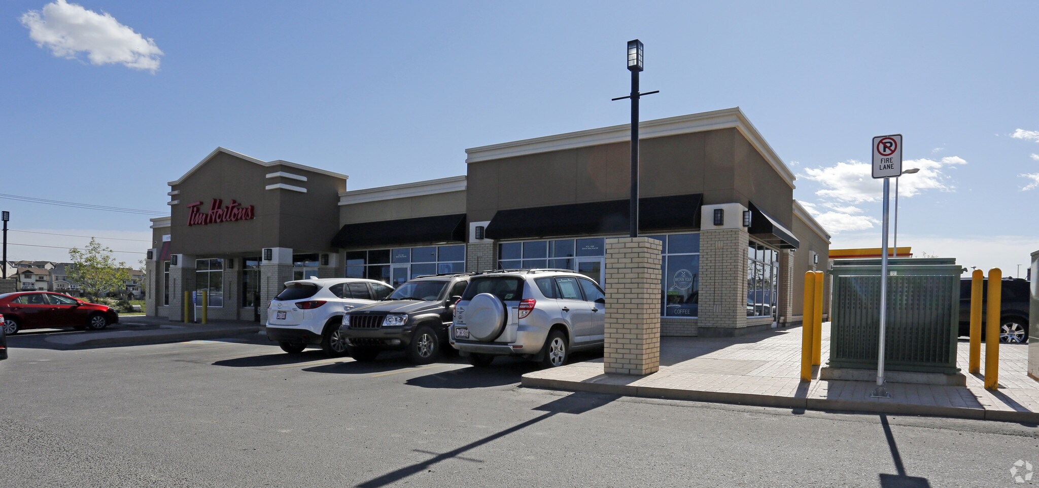 12580 Symons Valley Rd NW, Calgary, AB à louer Photo de l’immeuble– Image 1 sur 2