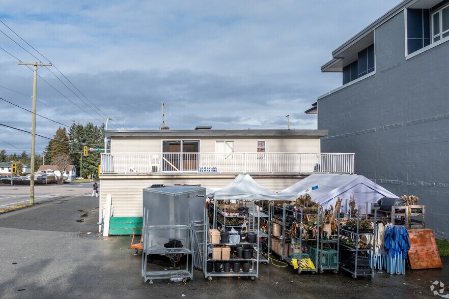 15618 104 Ave, Surrey, BC à vendre - Photo de l’immeuble – Image 2 sur 3
