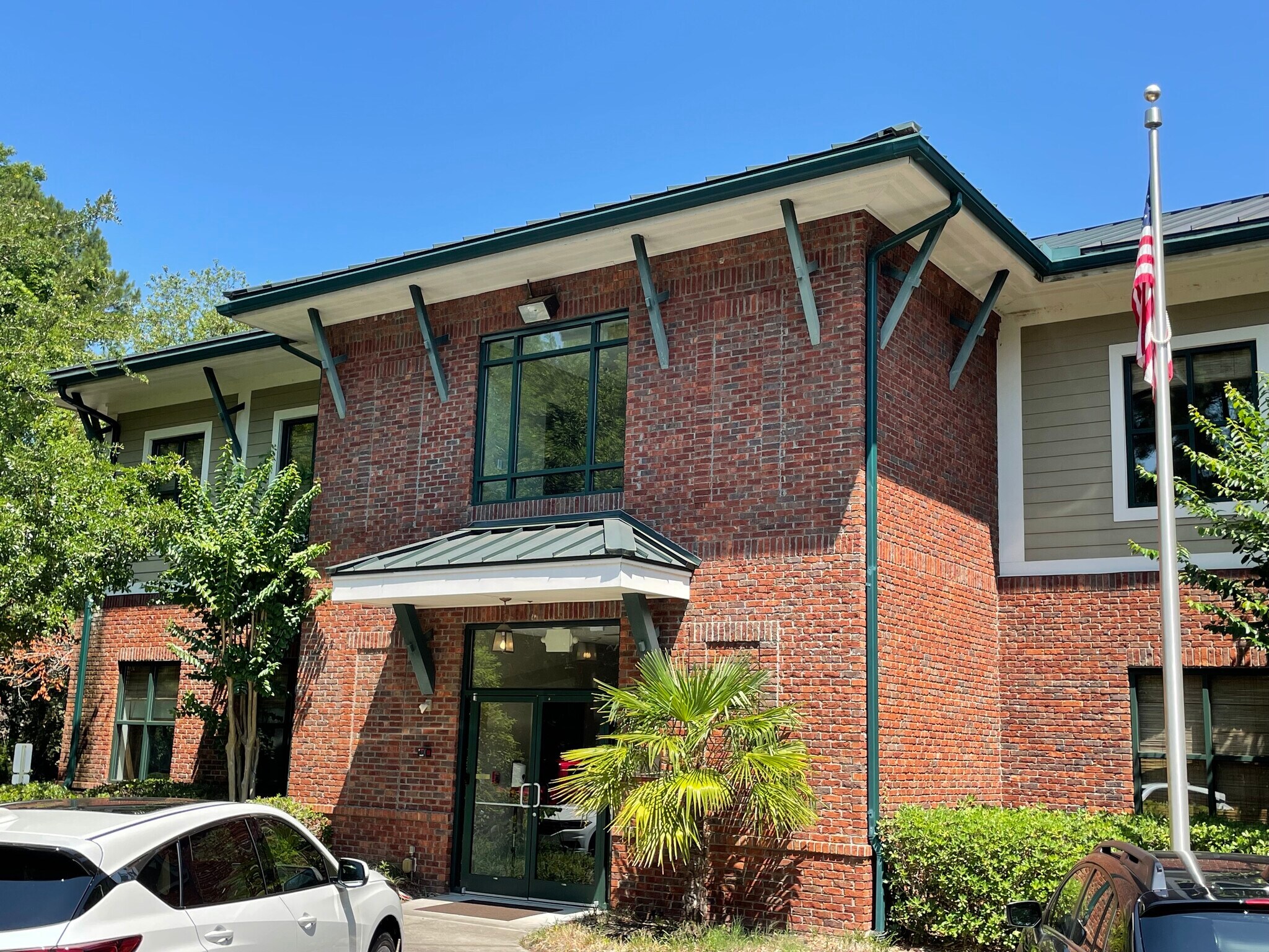 884 Allbritton Blvd, Mount Pleasant, SC à louer Photo de l’immeuble– Image 1 sur 8