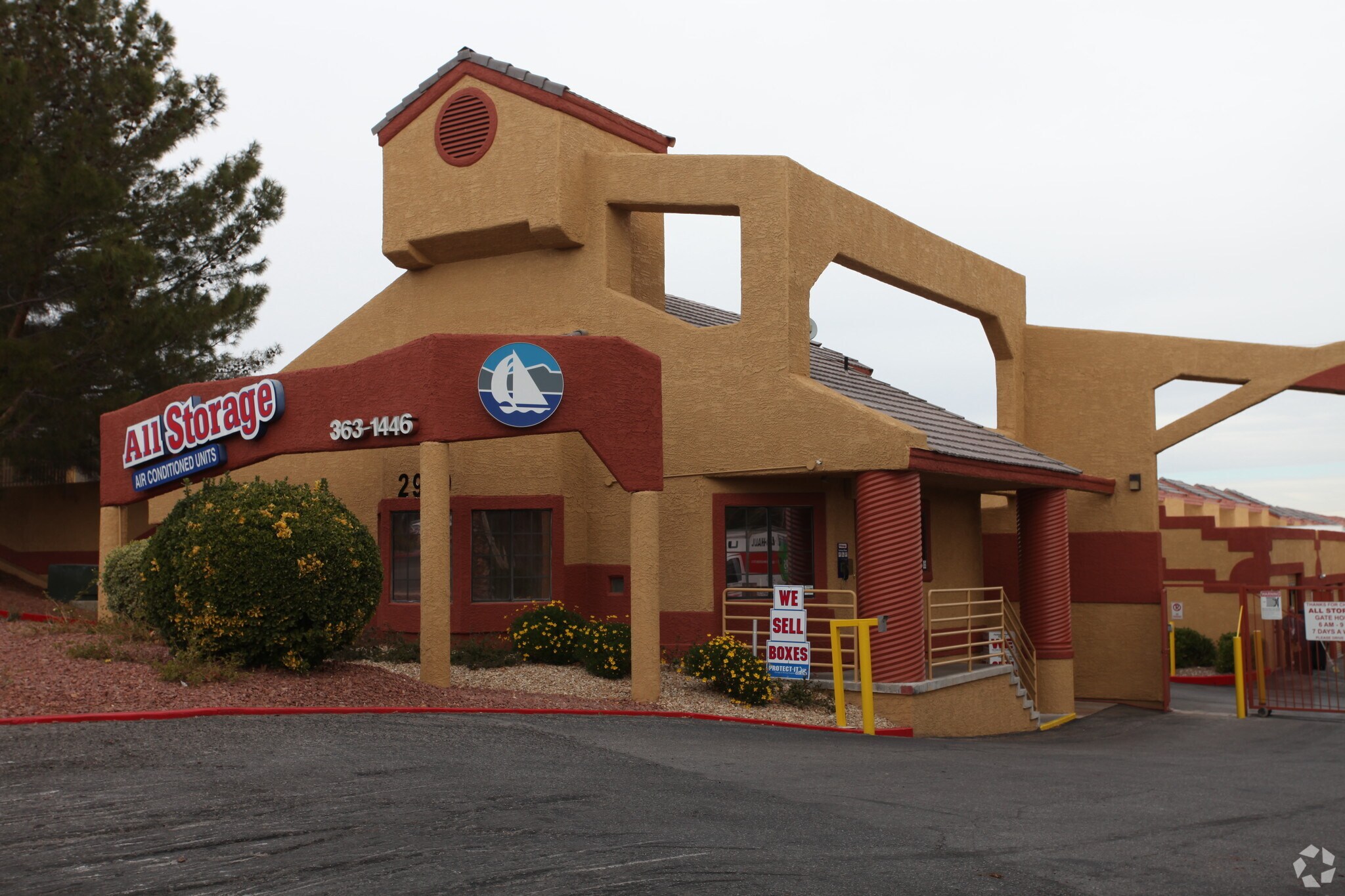 2949 Lake East Dr, Las Vegas, NV à vendre Photo principale– Image 1 sur 4