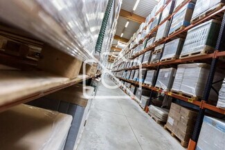 Plus de détails pour Industriel/Logistique à louer