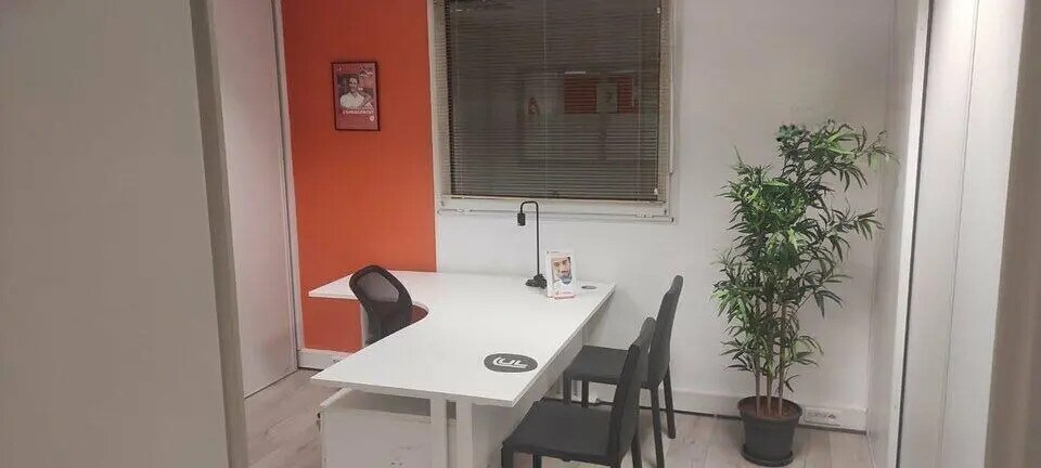 Bureau dans Avignon à louer - Photo de l’immeuble – Image 3 sur 5