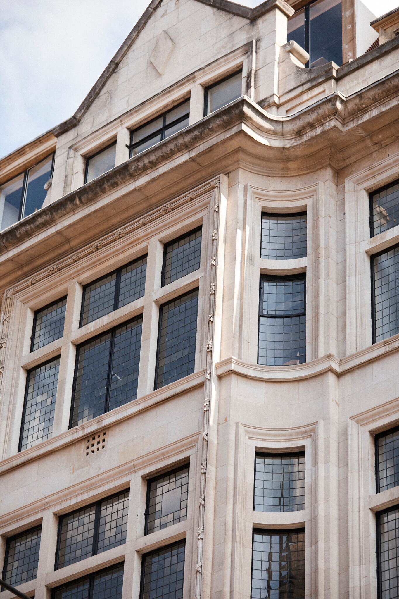 75-77 Margaret St, Londres à louer Photo de l’immeuble– Image 1 sur 38