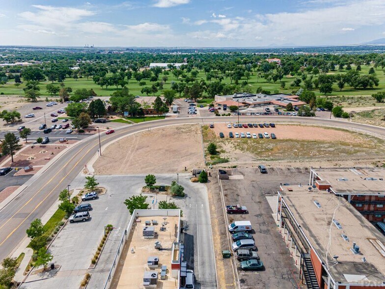 TBD Club Manor Drive, Pueblo, CO à vendre - Photo de l’immeuble – Image 1 sur 12