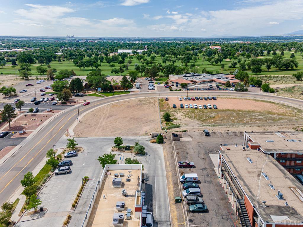 TBD Club Manor Drive, Pueblo, CO à vendre Photo de l’immeuble– Image 1 sur 13