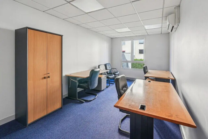 19 Rue Diderot, Issy-les-Moulineaux à louer - Photo de l’immeuble – Image 3 sur 9