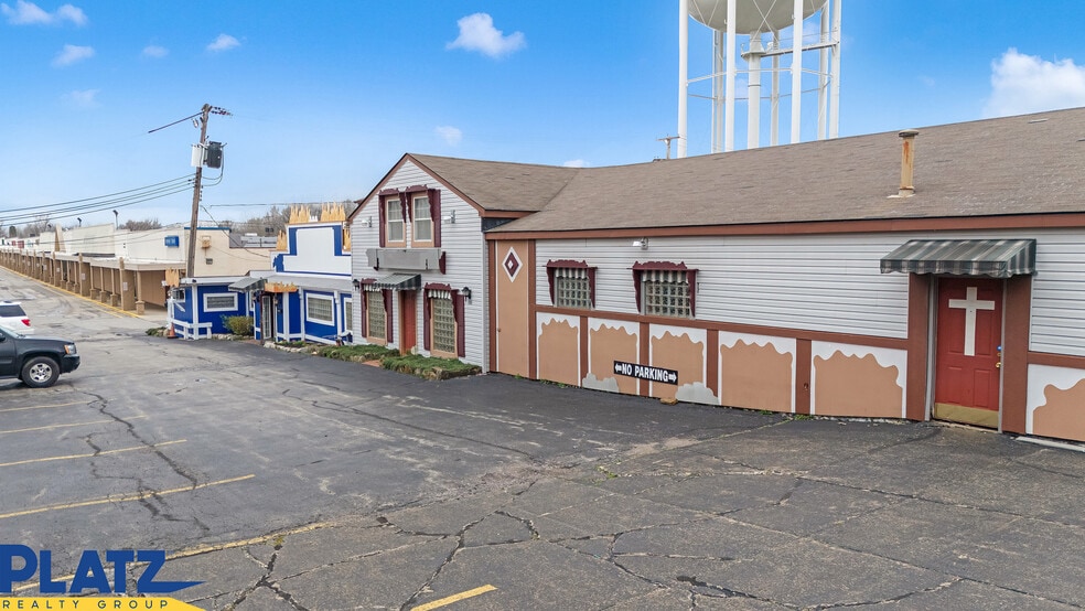 28-34 Jacobs Rd, Youngstown, OH à vendre - Photo de l’immeuble – Image 3 sur 13