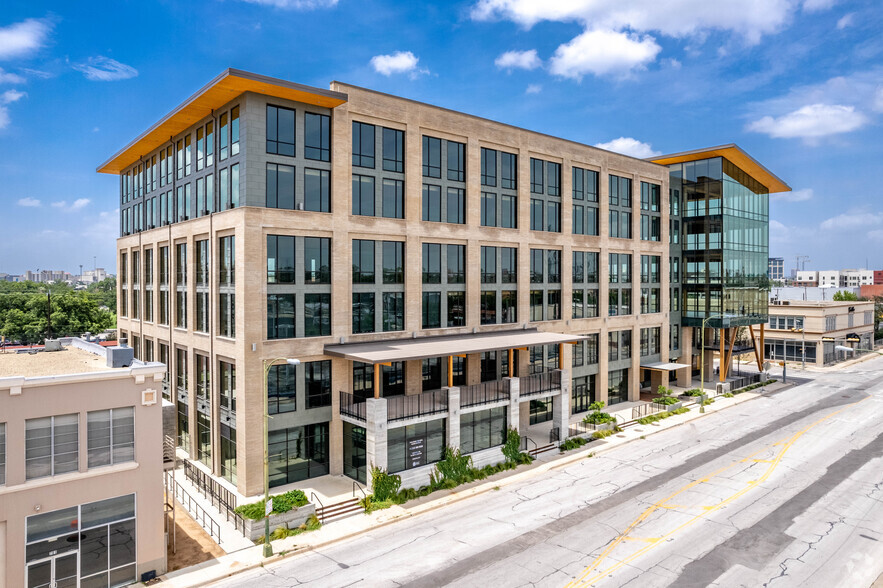 711 Broadway St, San Antonio, TX à louer - Photo principale – Image 1 sur 52