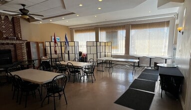 7771-7775 Yonge St, Markham, ON à louer Photo intérieure– Image 2 sur 3