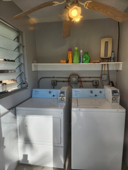 726 N L St, Lake Worth Beach, FL à vendre - Photo intérieure – Image 2 sur 6