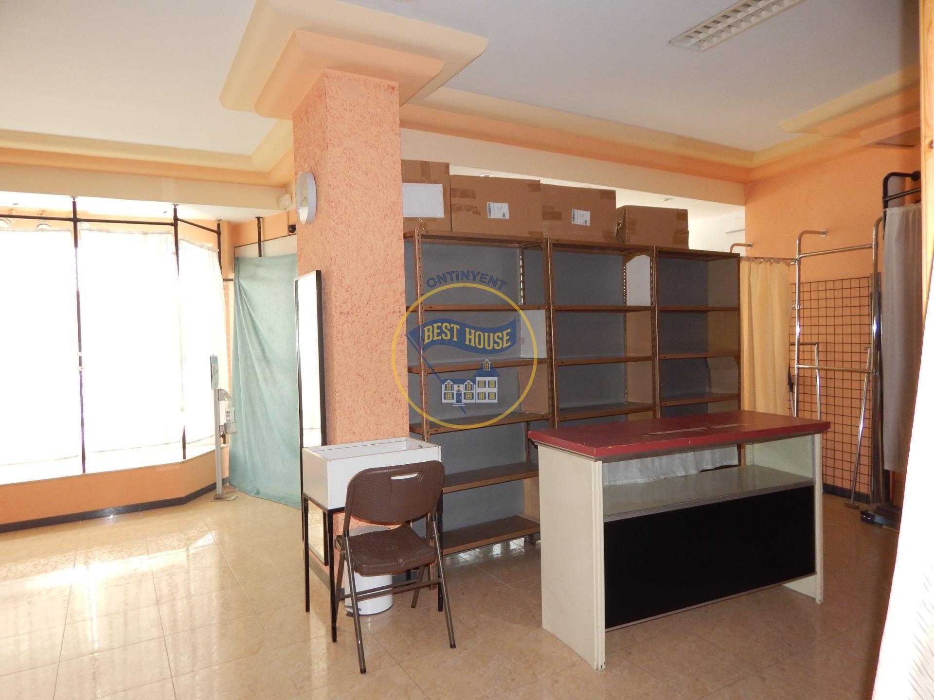 Local commercial dans Ontinyent, Valencia à vendre Photo de l’immeuble– Image 1 sur 10