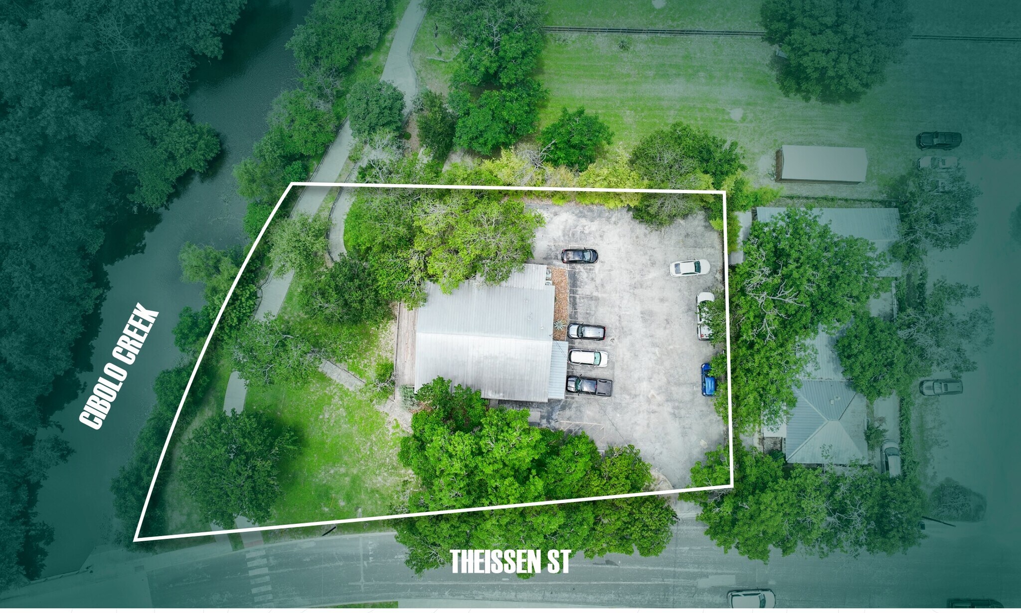 128 W Theissen St, Boerne, TX à vendre Photo principale– Image 1 sur 21