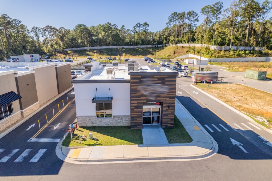 2320 NE Capital Cir, Tallahassee, FL à louer - Photo de l’immeuble – Image 2 sur 11
