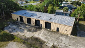 Plus de détails pour 290 N Lake View Blvd, Cocoa, FL - Industriel/Logistique à louer
