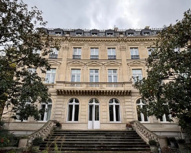 8 Rue De Presbourg, Paris à louer - Photo de l’immeuble – Image 2 sur 20