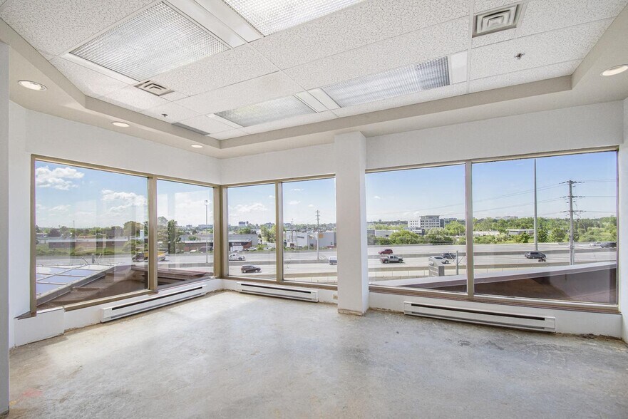 1223 Michael St, Gloucester, ON à louer - Photo intérieure – Image 2 sur 12