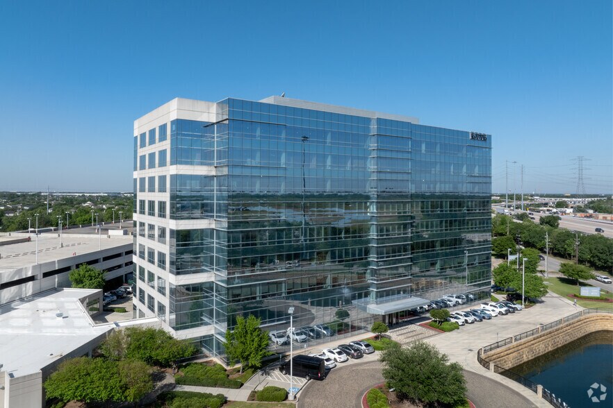 5775 N Sam Houston Pky W, Houston, TX à louer - Photo principale – Image 1 sur 13