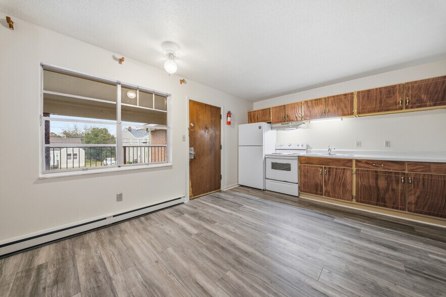 9324 1st View St, Norfolk, VA à vendre - Photo de l’immeuble – Image 3 sur 7