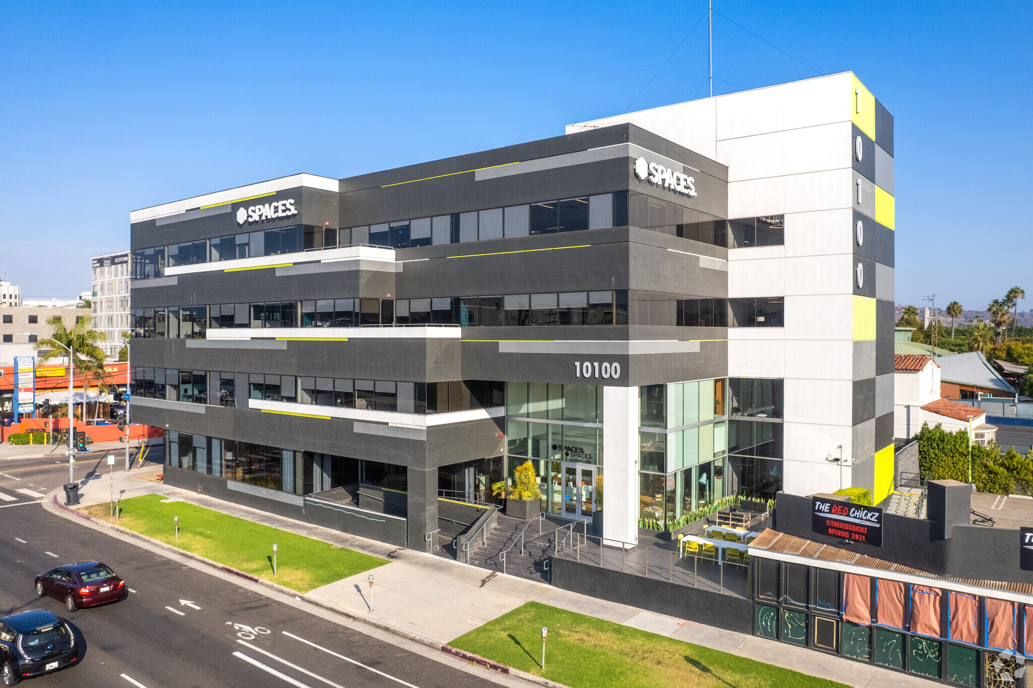 10100 Venice Blvd, Culver City, CA à louer Photo principale– Image 1 sur 42