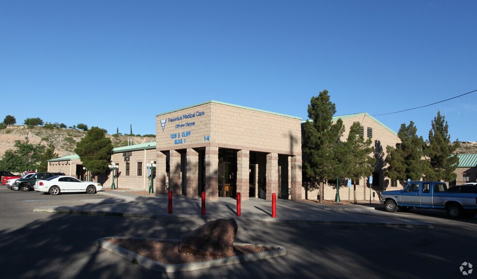 1225 E Cliff Dr, El Paso, TX à louer - Photo principale – Image 1 sur 18